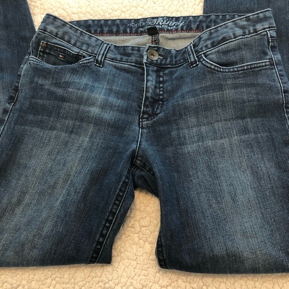 Tommy Hilfiger Modern Skinny Dark Wash Straight Leg Jeans. Size 8‎ Regular. EUC. - Picture 10 of 12